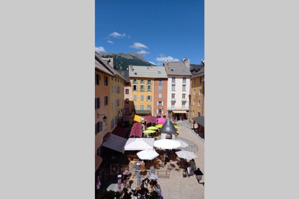 Appartement De Charme Le 1707 Au Coeur De La Cite Vauban 布里昂松 外观 照片