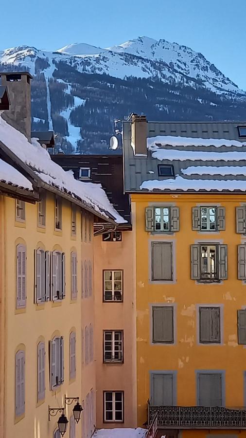 Appartement De Charme Le 1707 Au Coeur De La Cite Vauban 布里昂松 外观 照片